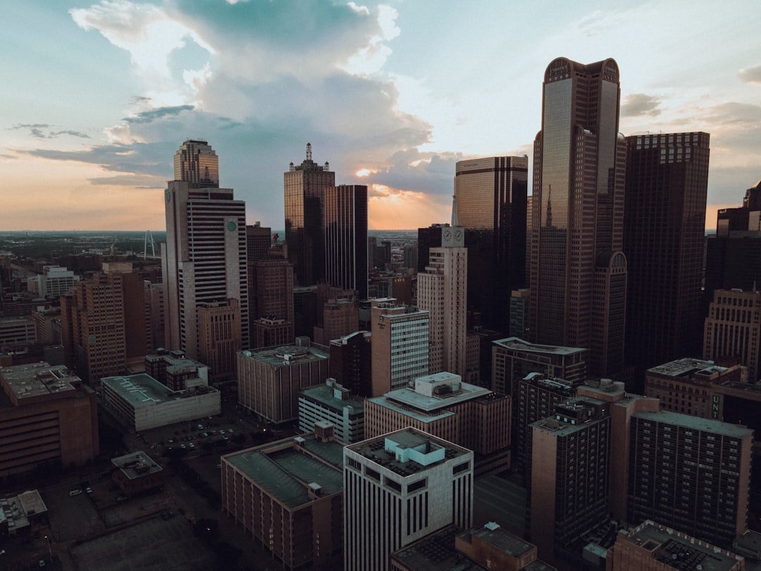 Cost of Living: Dallas vs Paris 2026 - comprehensive 2026 data and analysis