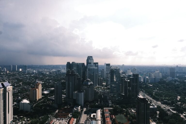 cost of living in Jakarta vs Singapore - Photo by David Kristianto on Unsplash