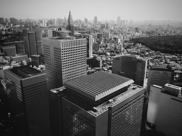 Cost of Living: Tokyo vs Chicago 2026 – Complete Comparison - comprehensive 2026 data and analysis